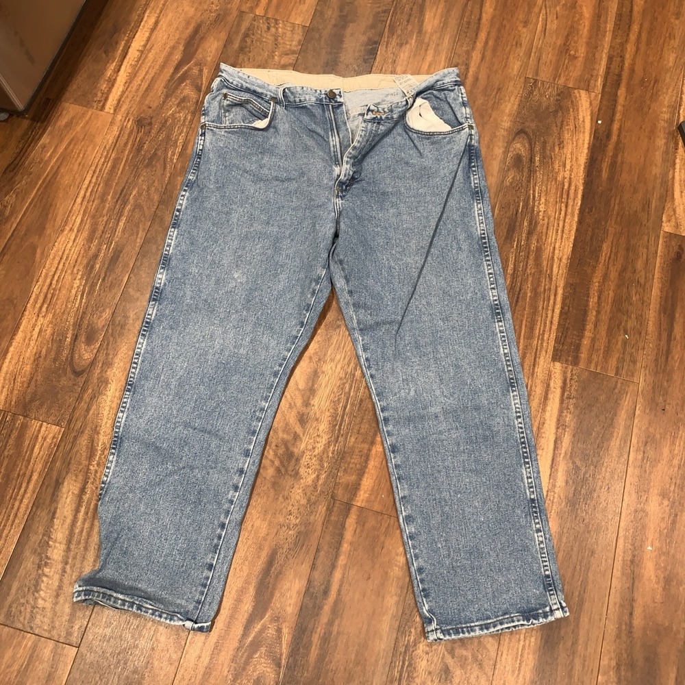 Wrangler Men's Vintage Denim Jeans 40x30 Light Wash Cowboy Western Wear Rugged